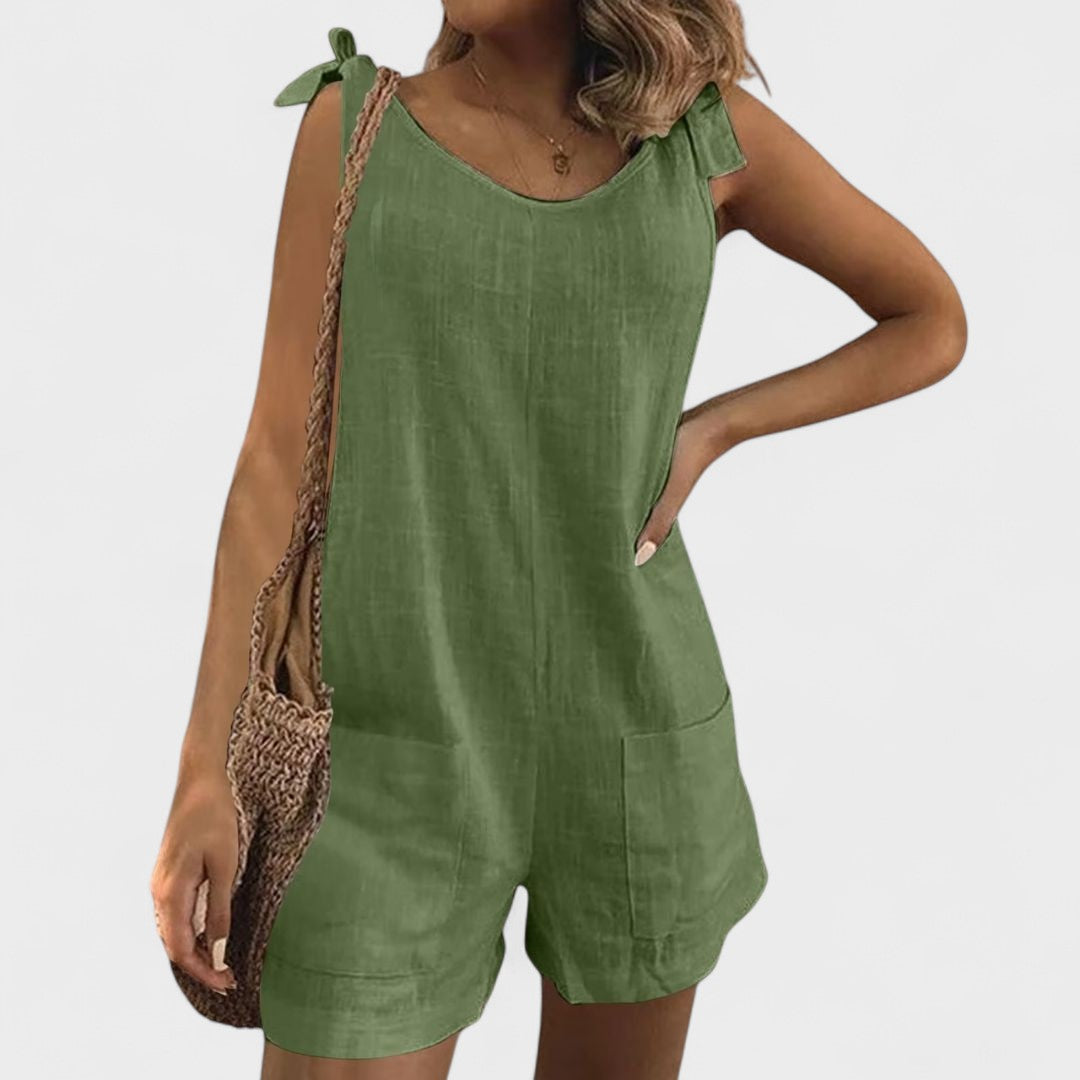 Deimena - Jumpsuit taskutega õlgadel ja paelaga