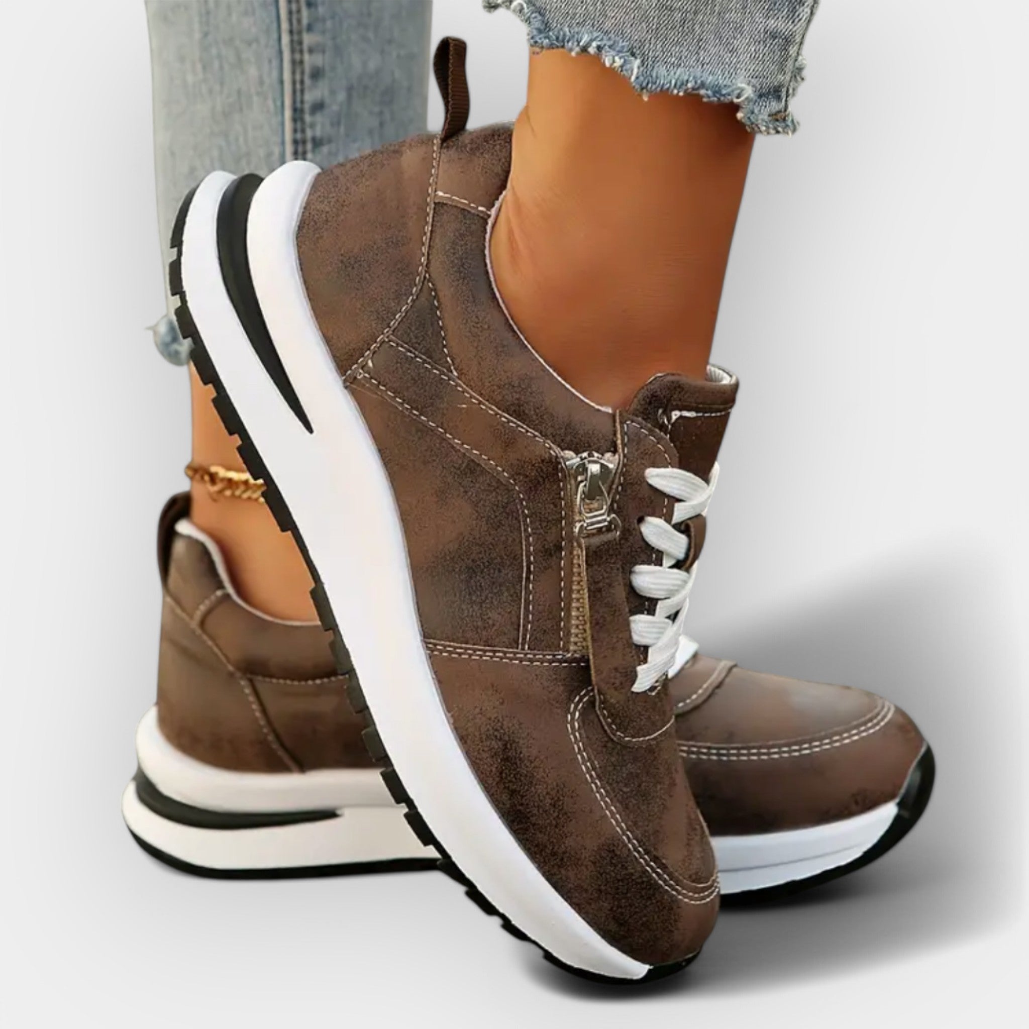 Anatoomilised Sneakers stiiliga