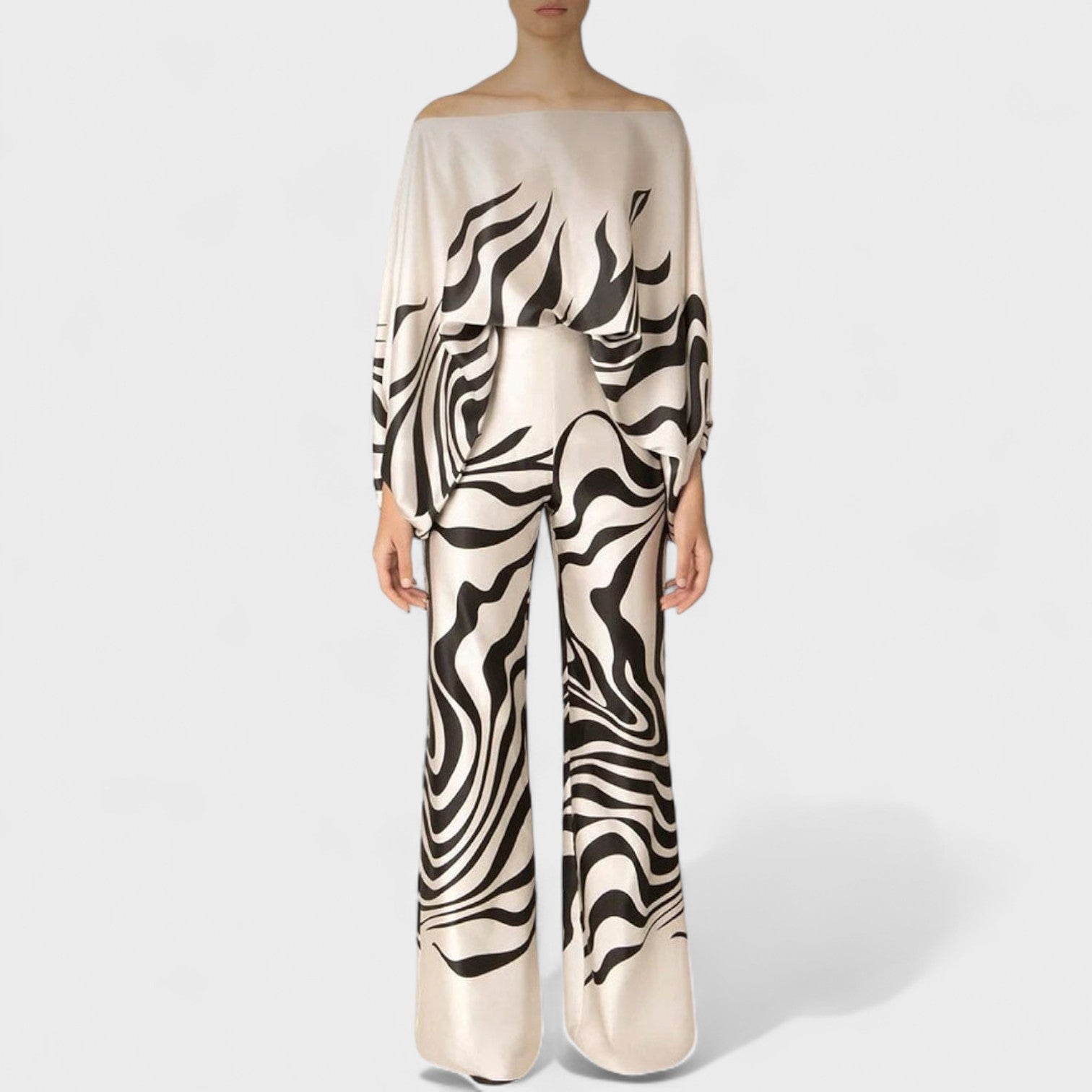 Eugenija - Elegantne kaheosaline komplekt