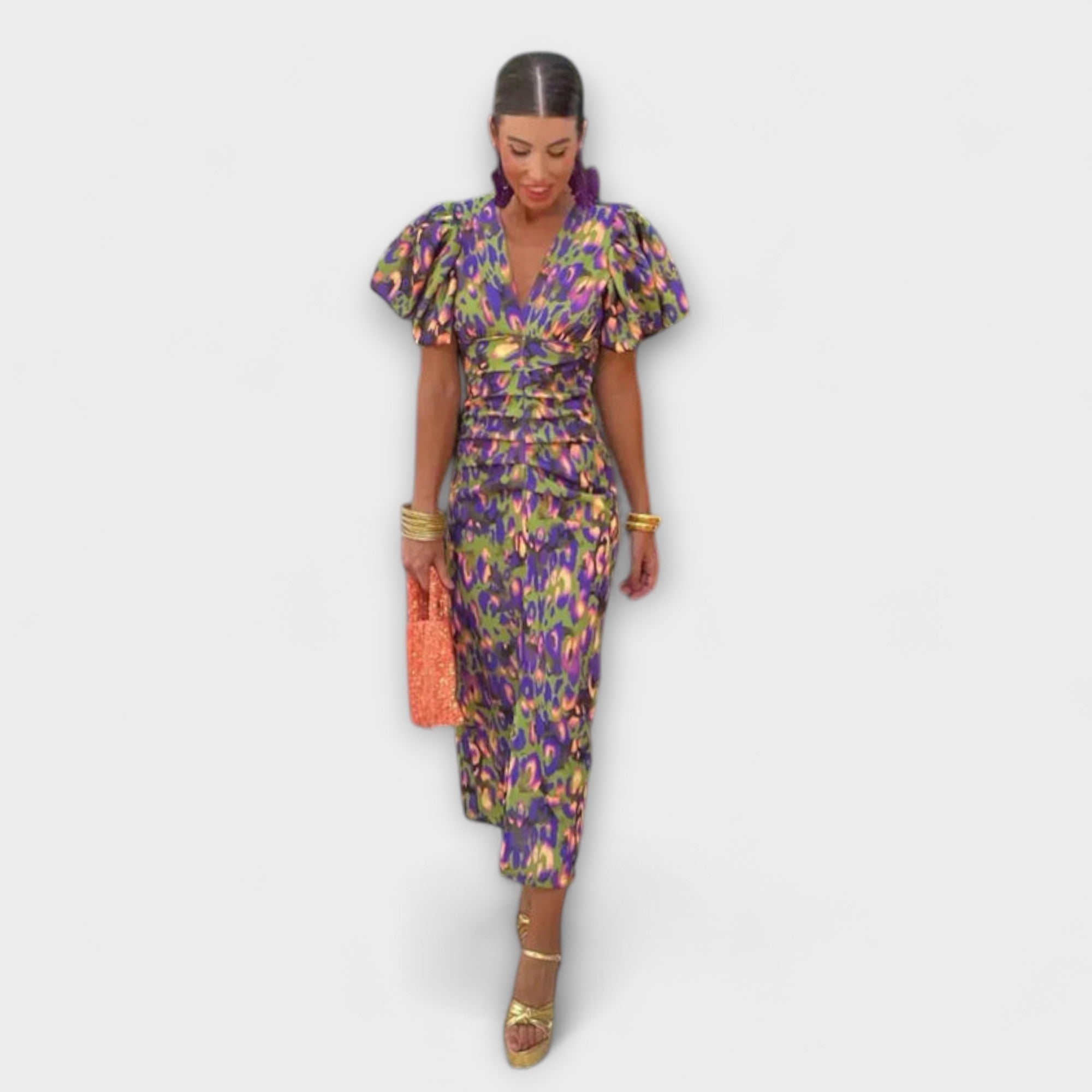Vanessa - Elegantsed kleit V-kaelusega