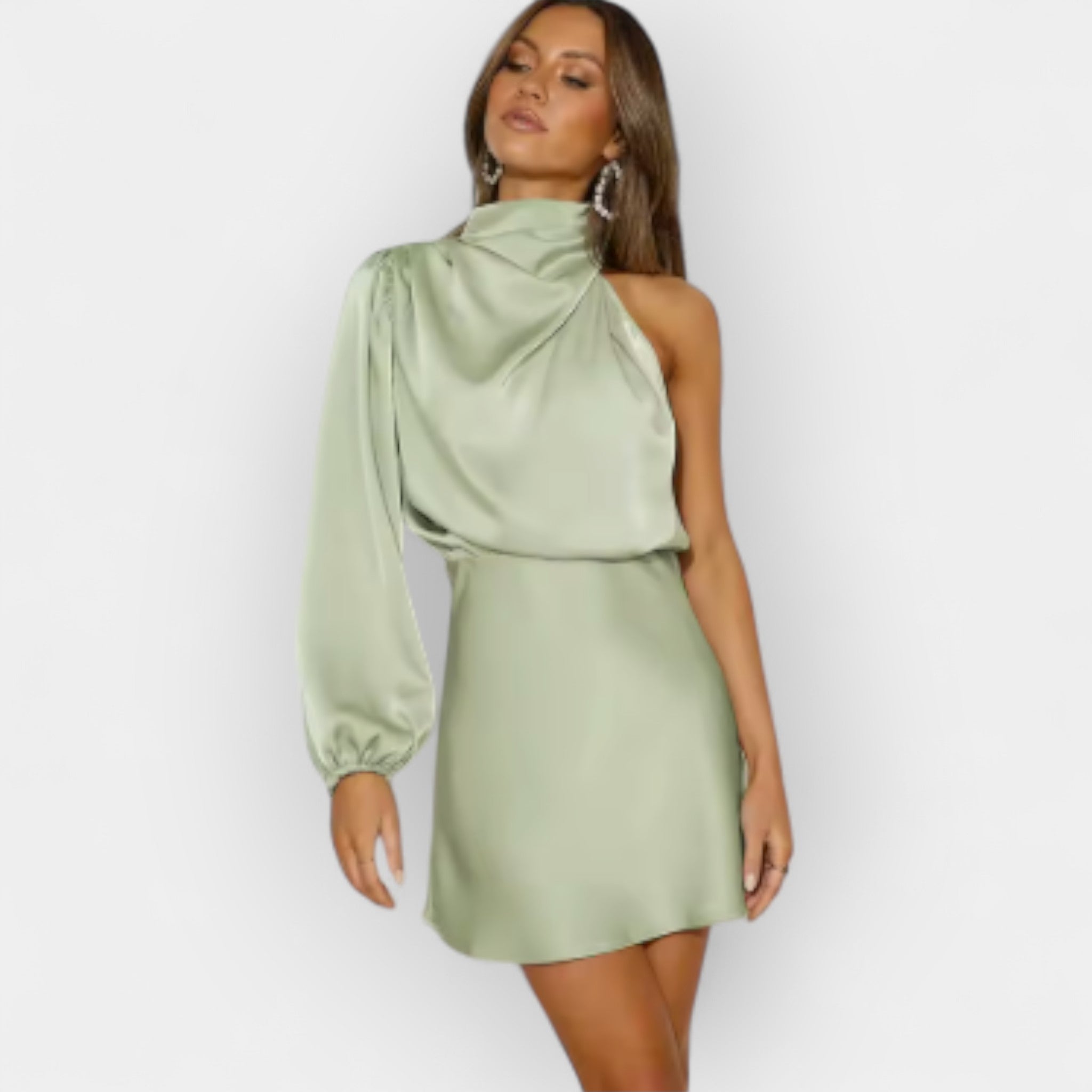 Asümmeetriline Satiin Kleid