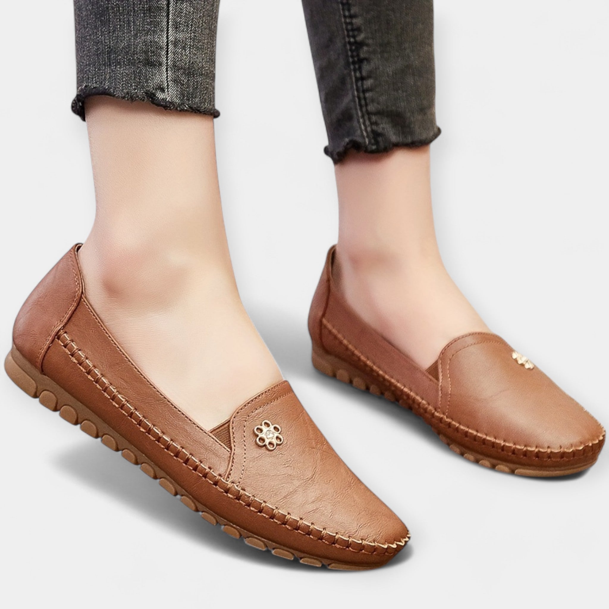Mugavad Slip-On Kingad Pehme Tallaga