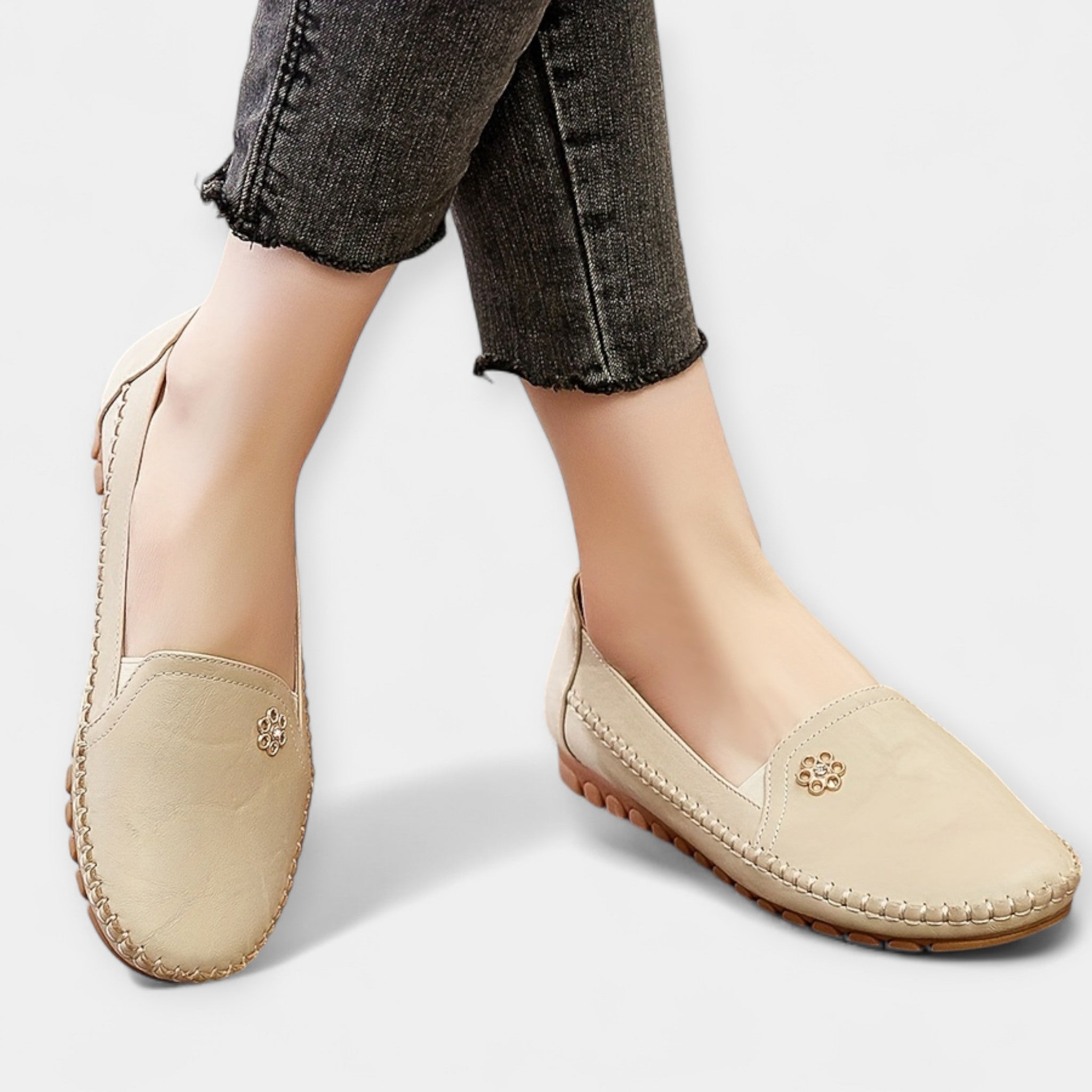 Mugavad Slip-On Kingad Pehme Tallaga