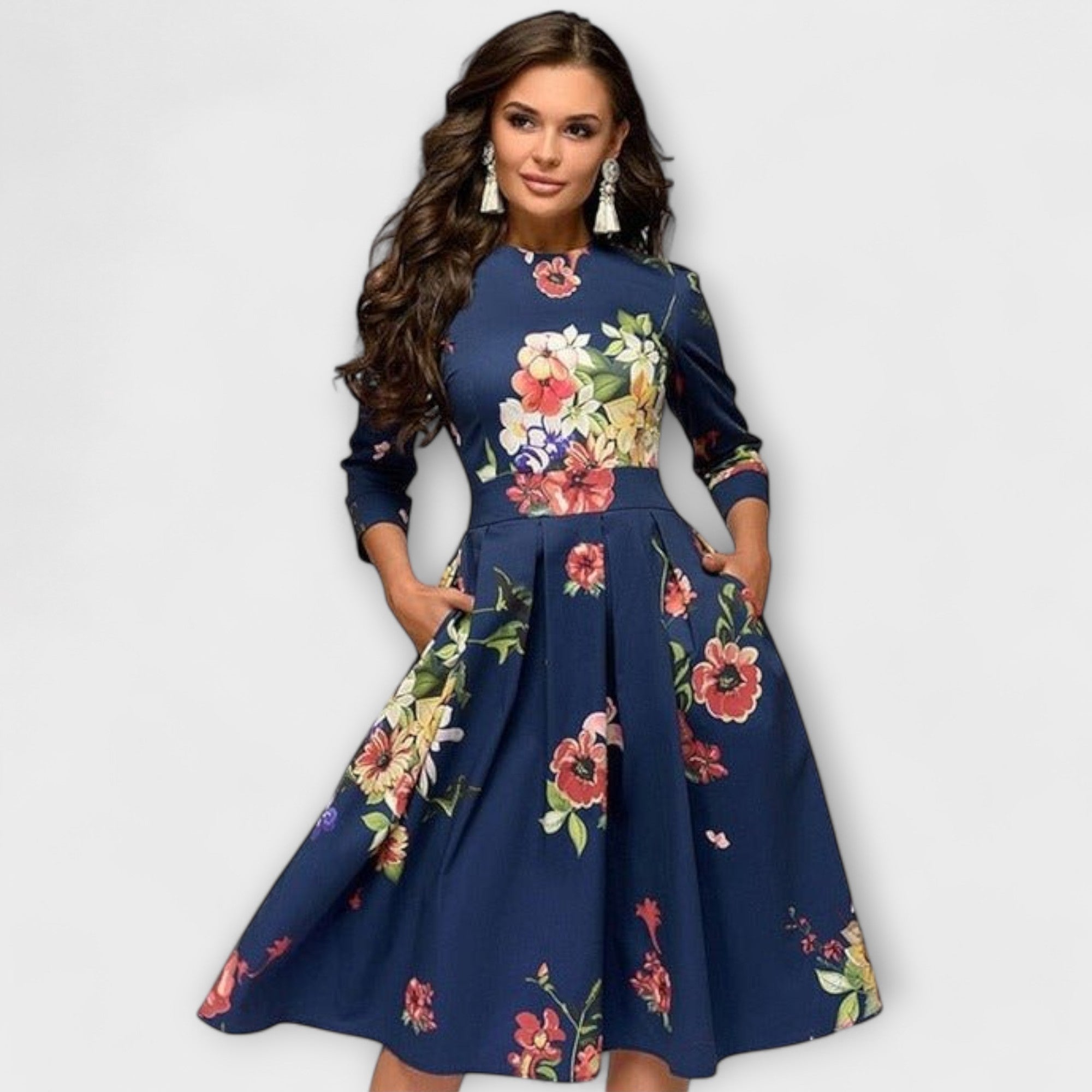 Carolina - Elegantsed põlve pikkused kleidid
