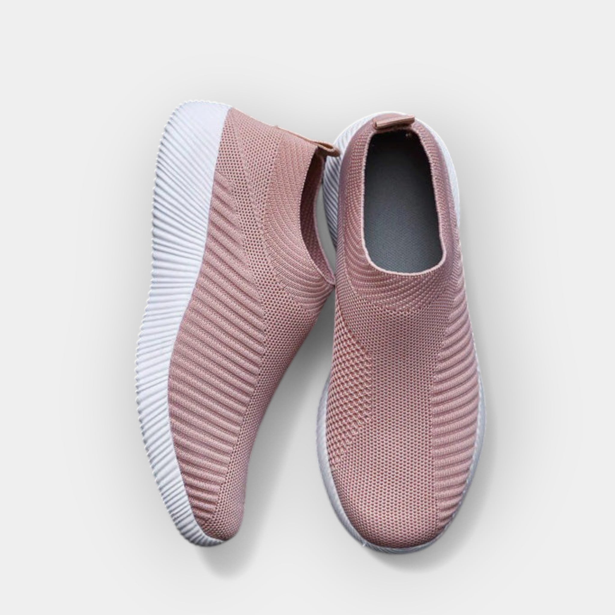 Mugavad Slip-On Kingad